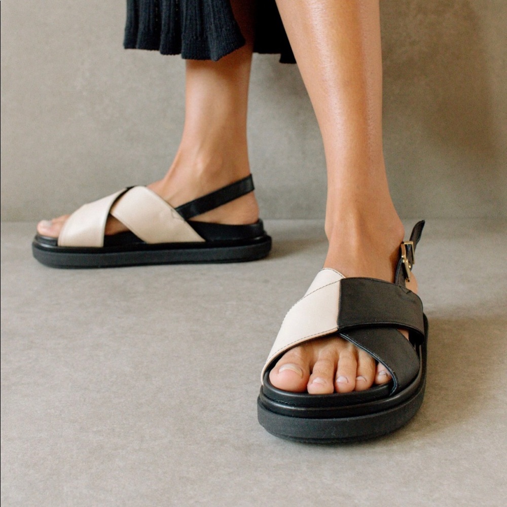 Alohas Bicolor Marshmallow Sandals - size 41 EU - equates to women’s 10.5.